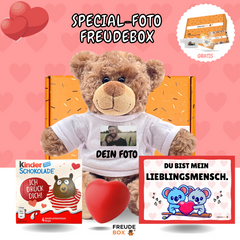 Kuscheltier mit T-Shirt Foto von FREUDEBOX